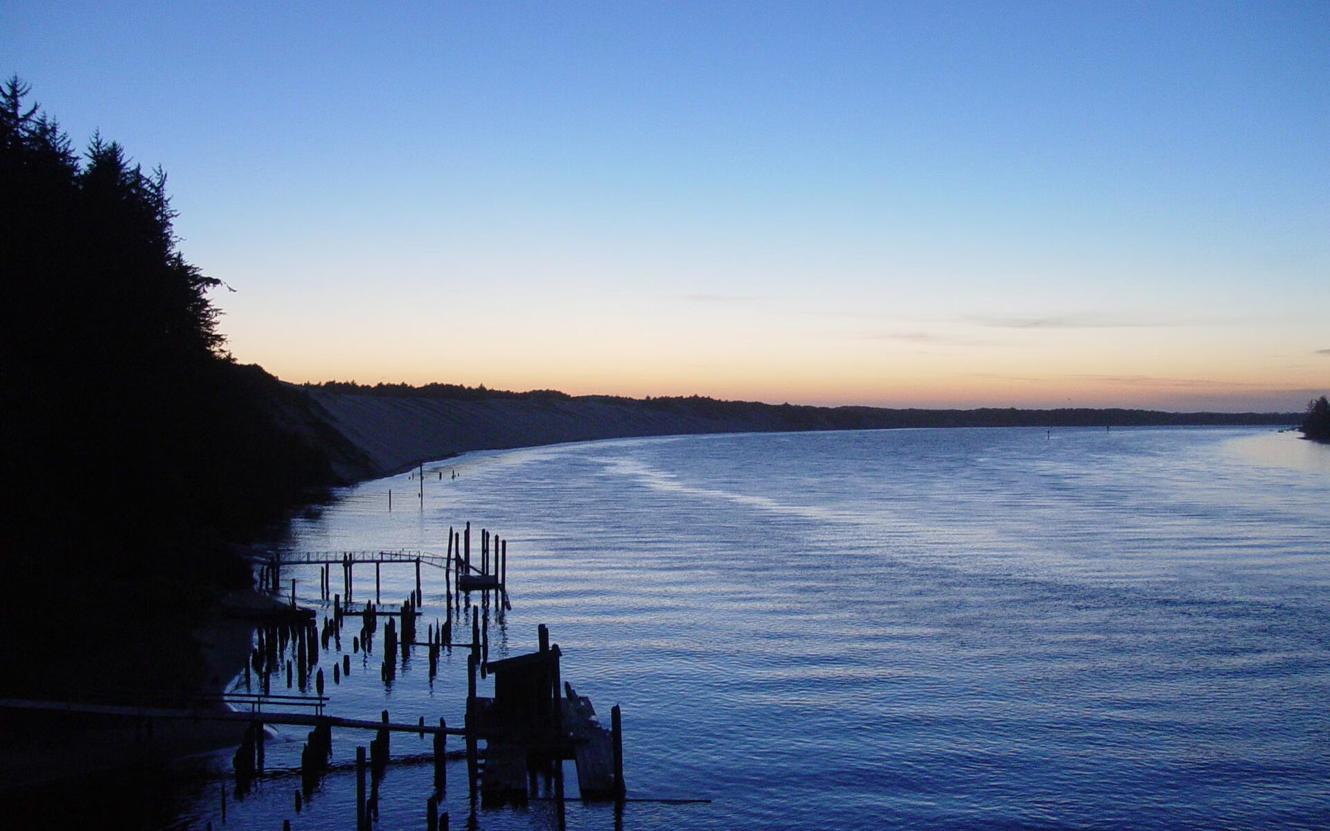 战歌轰鸣,布克献上终场序章
