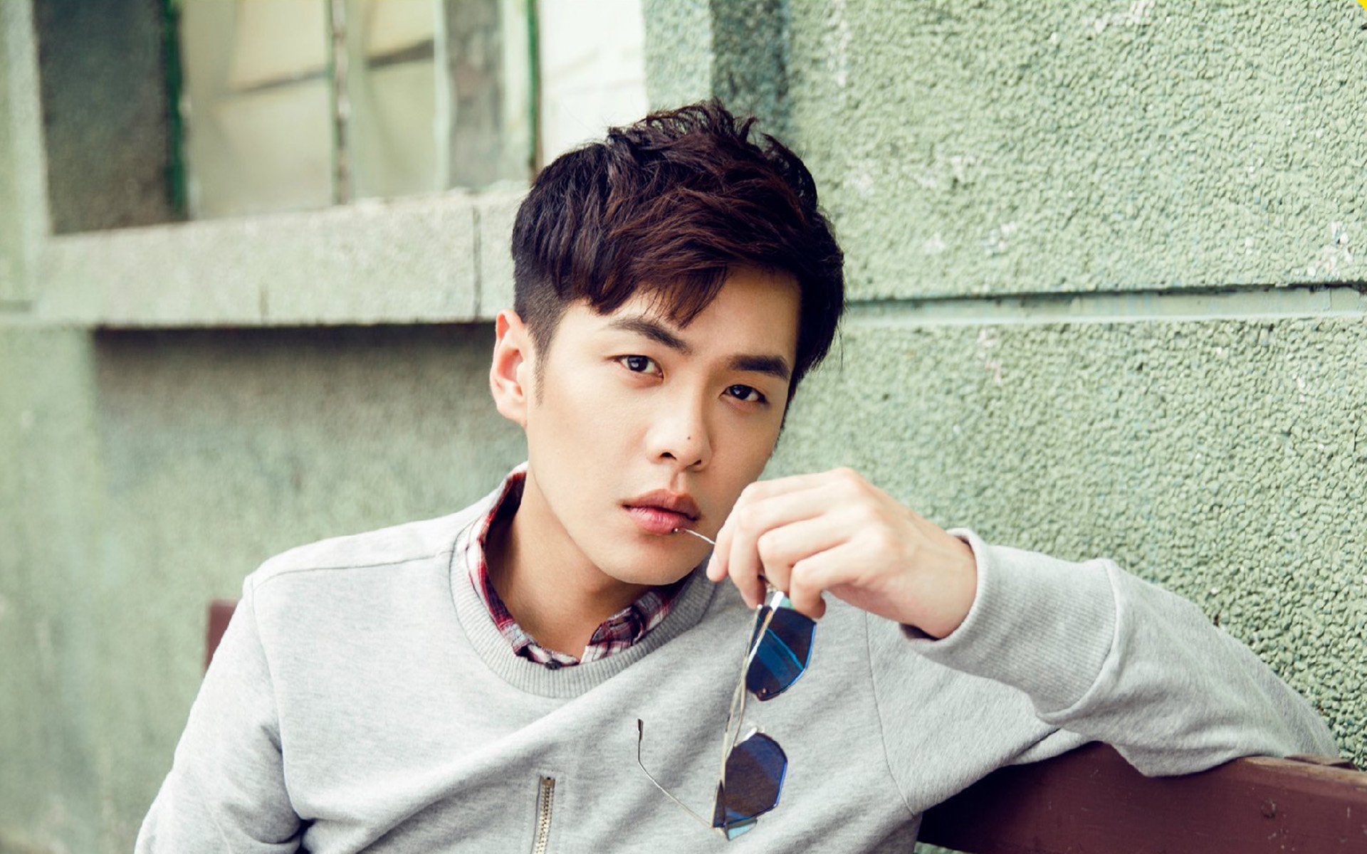 卢卡库关键一击定江山，拜仁终结挪威黑马传奇