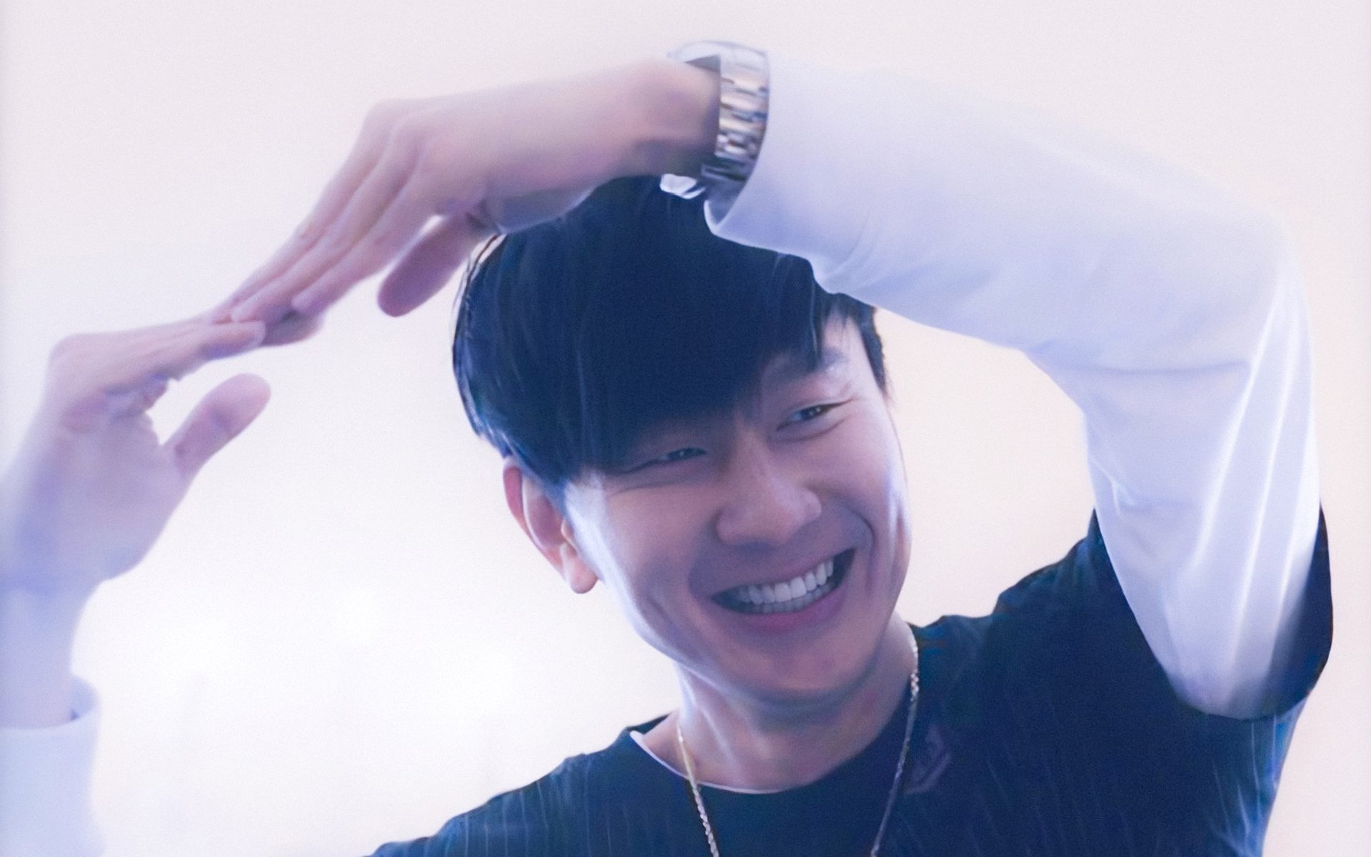 铁血封锁与巅峰对决，从尼克斯窒息防守到国家德比的战术博弈