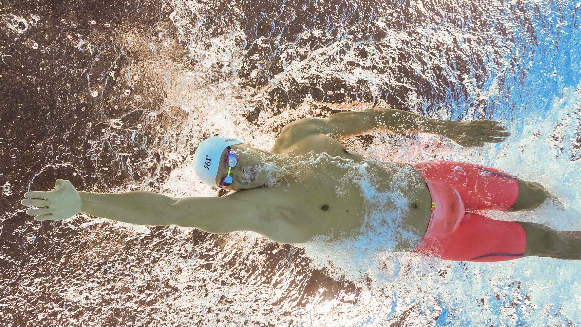 浓眉末节19分统治加时赛，尼克斯双塔在他面前沦为背景板