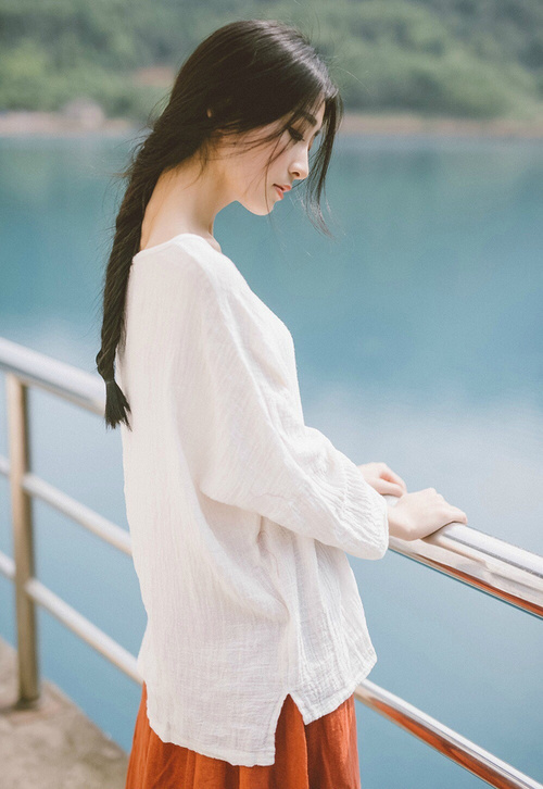 极致绽放—迪亚斯引领南美风暴,乌拉圭绿茵场碾压乌兹别克斯坦